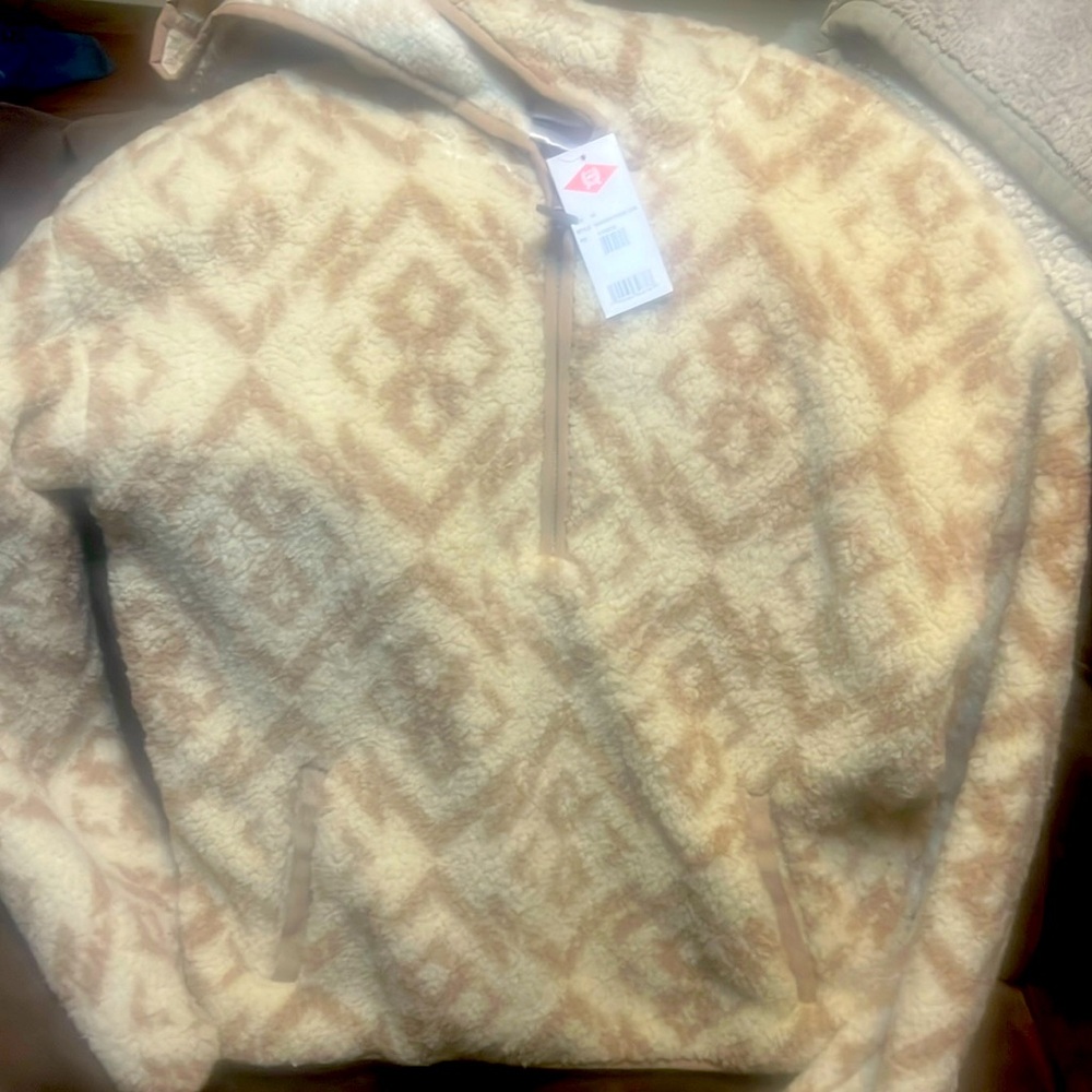Cinch Pullover